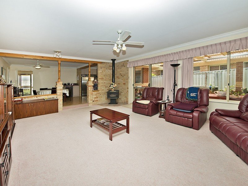 69 Premier Circle Spencer Park, Albany, WA 6330 Property Details