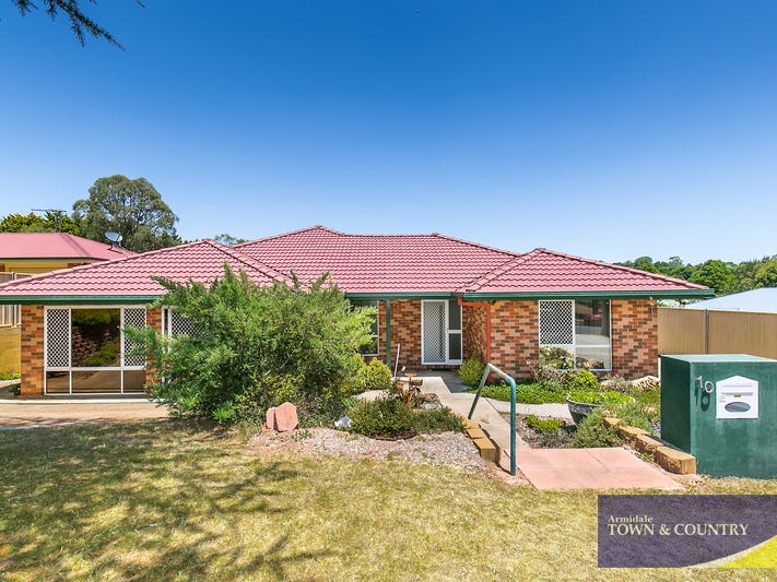 10 Kurrawatha Avenue, Armidale, NSW 2350
