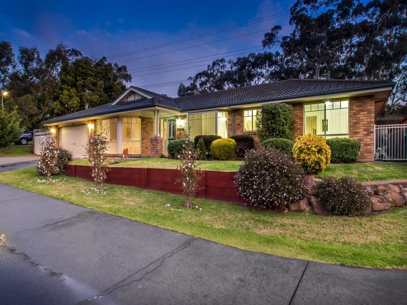 1/54 Bristol Crescent, Lilydale, Vic 3140 Property Details