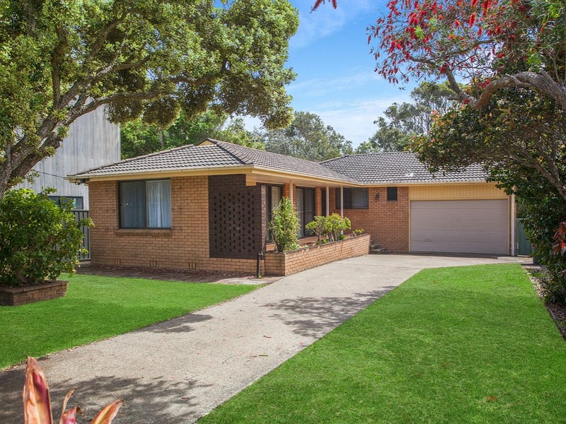 31 Hall Street, Old Bar, NSW 2430