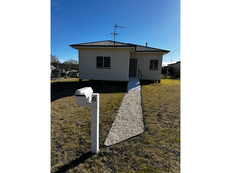 6 Anzac Street, Stanthorpe, QLD 4380
