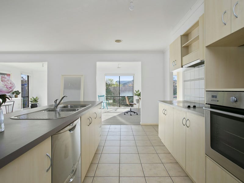 10 Glengarry Court, Drysdale, Vic 3222 Property Details