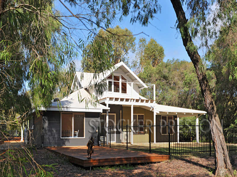 1070 Caves Road, Quindalup, WA 6281 Property Details