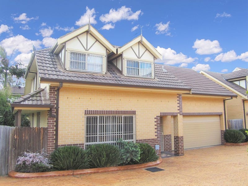 1/9 Barlow Street, Cambridge Park, NSW 2747 Townhouse for Sale