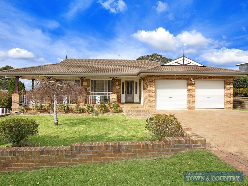 28 The Avenue, Armidale, NSW 2350 Property Details
