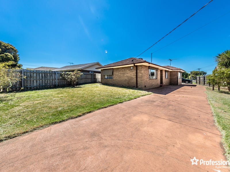 12 Milverton Street, Melton, VIC 3337