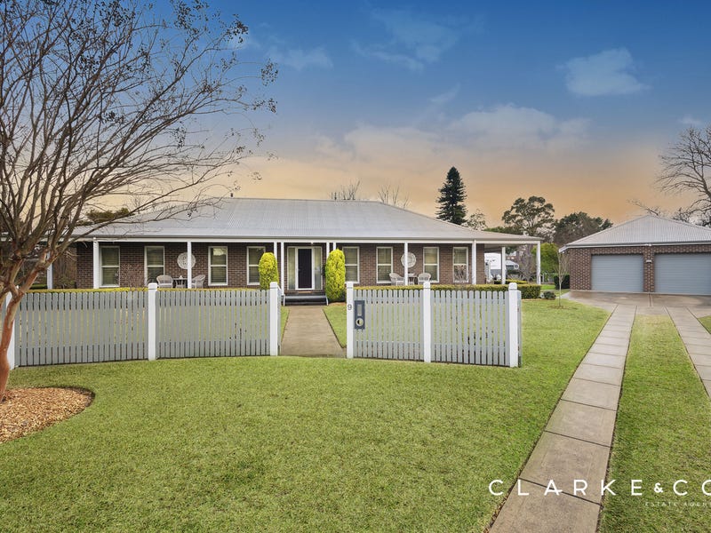 9 Williams Close, Lorn, NSW 2320 House for Sale