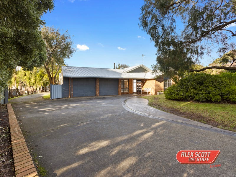 25 Walton Street, Cowes, Vic 3922 Property Details