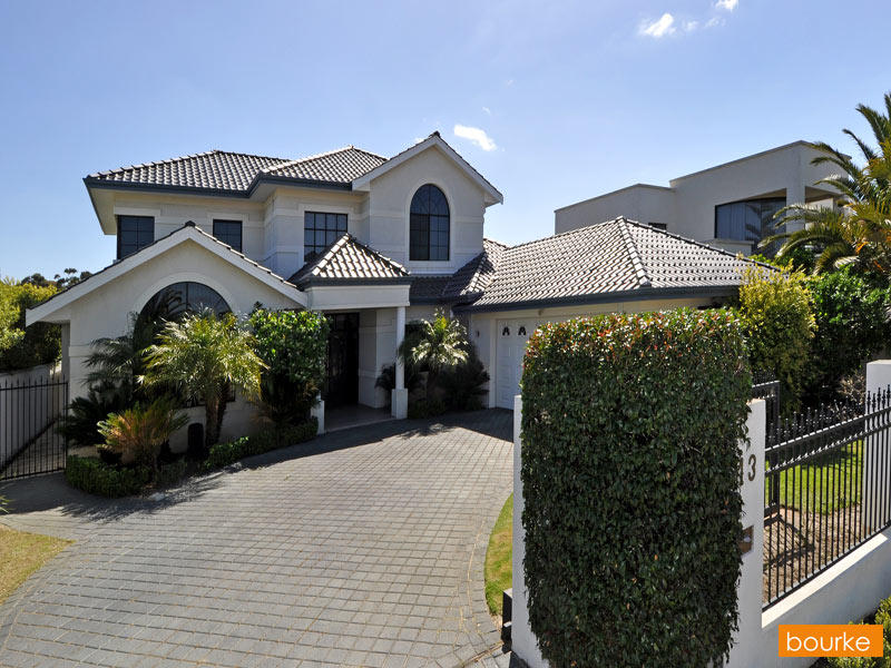 13 Westland Place, Waterford, WA 6152 Property Details