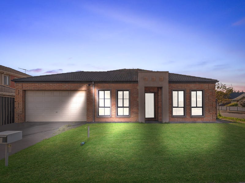 15 Dickerson Way, Caroline Springs, VIC 3023
