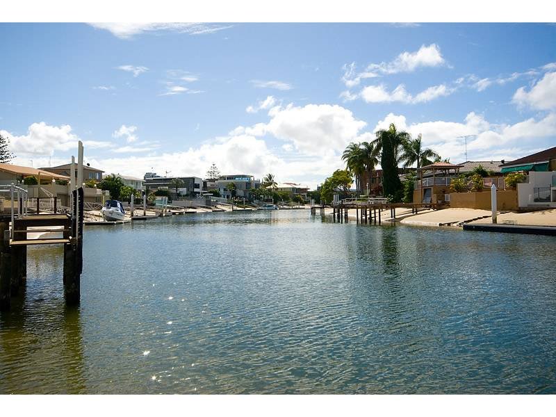 69 Gibraltar Drive, Surfers Paradise, QLD 4217