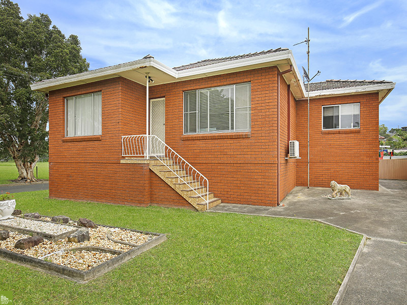 3 Bedroom Properties for Rent in Wollongong, NSW 2500 Pg. 2