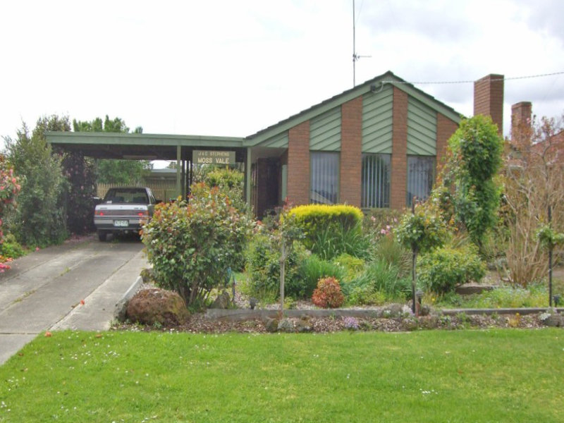 13 Saint James Drive, Yinnar, VIC 3869