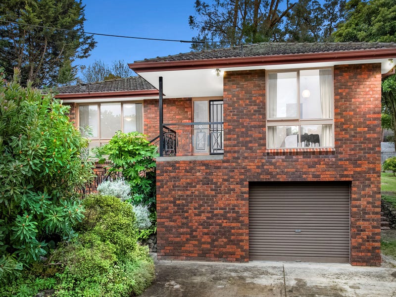 18 Junction Road, Mount Evelyn, VIC 3796
