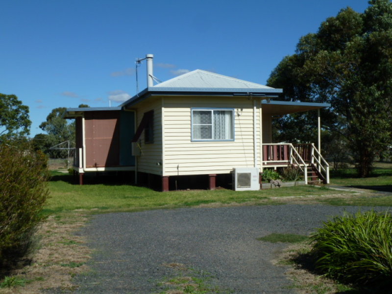 123 Bridge Street, Oakey, QLD 4401