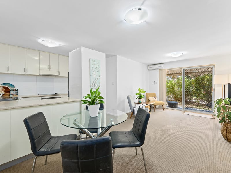 10/9 Clydesdale Street, Como, WA 6152 Property Details