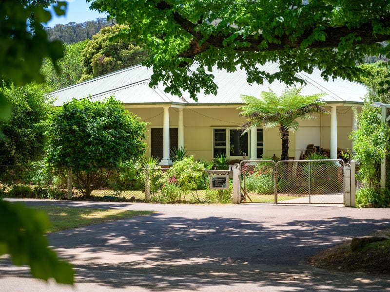 19 Delany Avenue, Bright, Vic 3741 Property Details