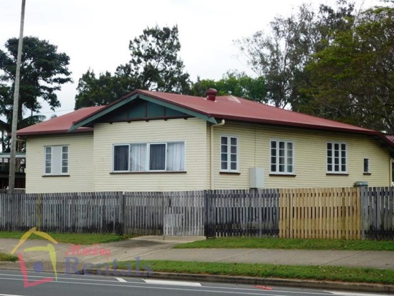 5 Banksia Avenue, Andergrove, QLD 4740