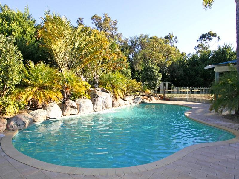 105 Garden Park Drive, Wanneroo, WA 6065 Property Details