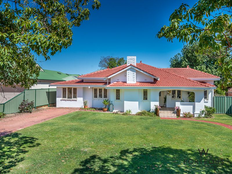 62 Waratah Avenue, Dalkeith, WA 6009
