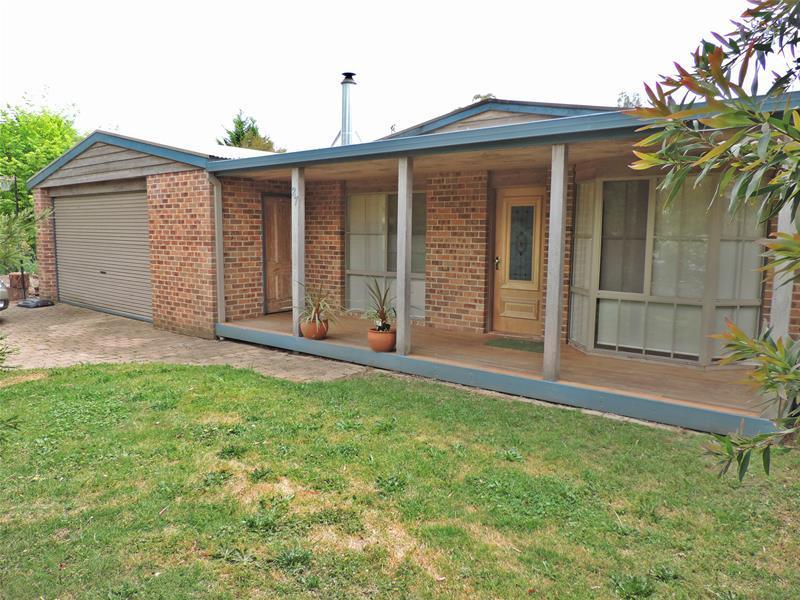 27 Seamer Street, Porepunkah, Vic 3740 Property Details