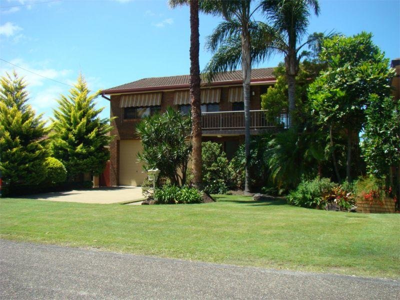 4 Leighton Close, North Haven, NSW 2443