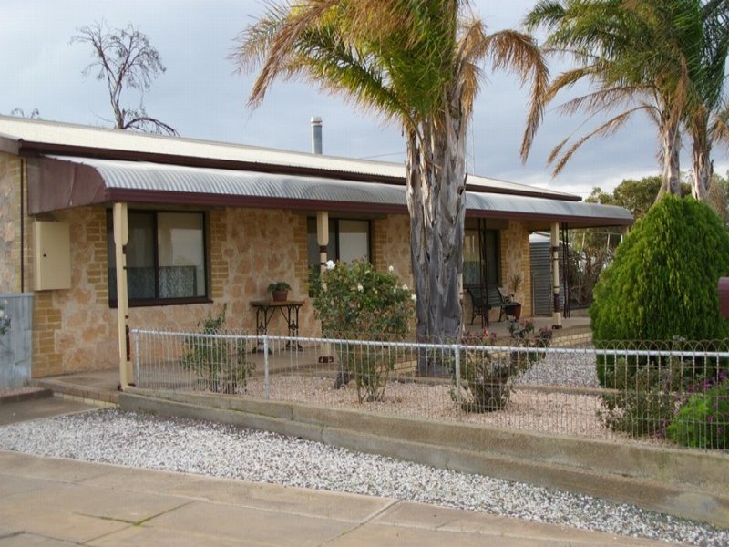 5 Kadina Road, Moonta, SA 5558 Property Details