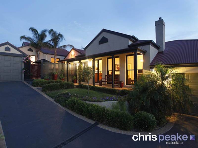 5 Quarry Hills Drive, Berwick, Vic 3806 Property Details