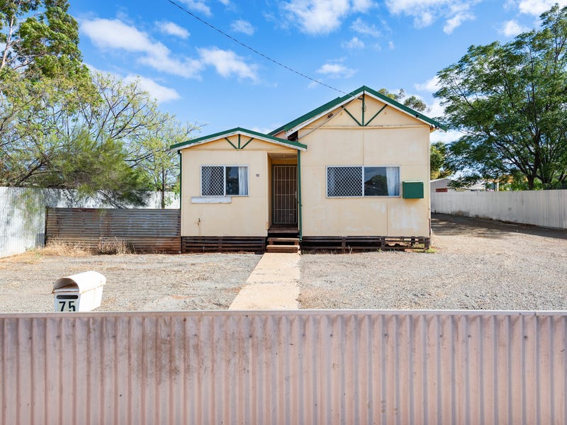 75 North Terrace, Boulder, WA 6432