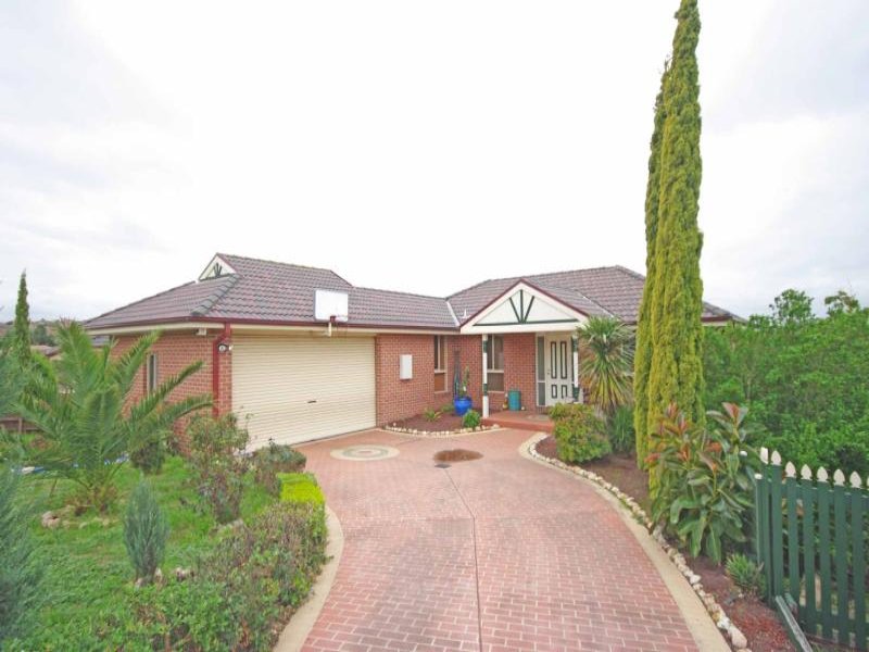 150 David Collins Drive, Endeavour Hills, VIC 3802