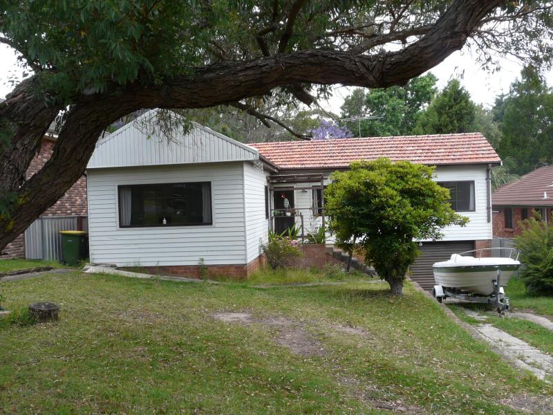 50 Oliver Street, Heathcote, NSW 2233