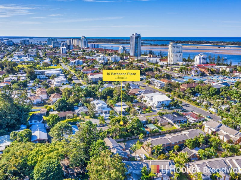10 Rathbone Place, Labrador, Qld 4215 Property Details