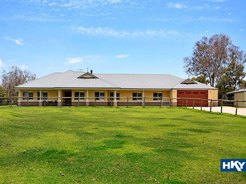 21 Clubhouse Lane, Gnangara, WA 6077