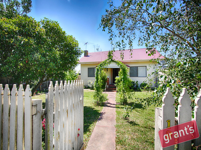 19 Station Street, Nar Nar Goon, VIC 3812