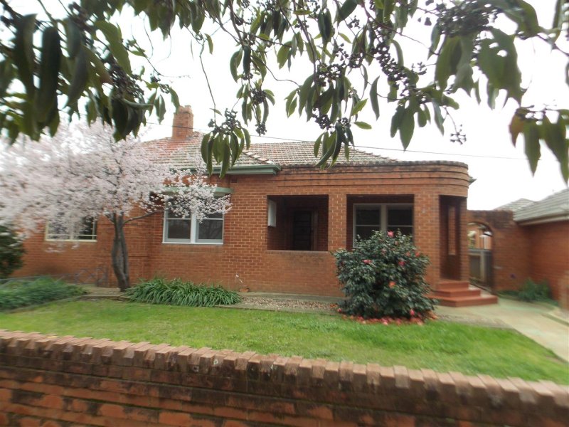 20 Victoria Street, Parkes, NSW 2870