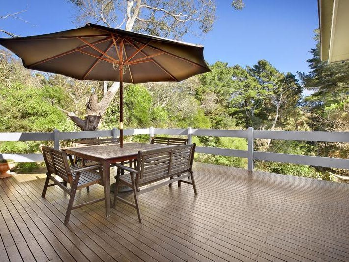 33 Millbank Drive, Mount Eliza, VIC 3930