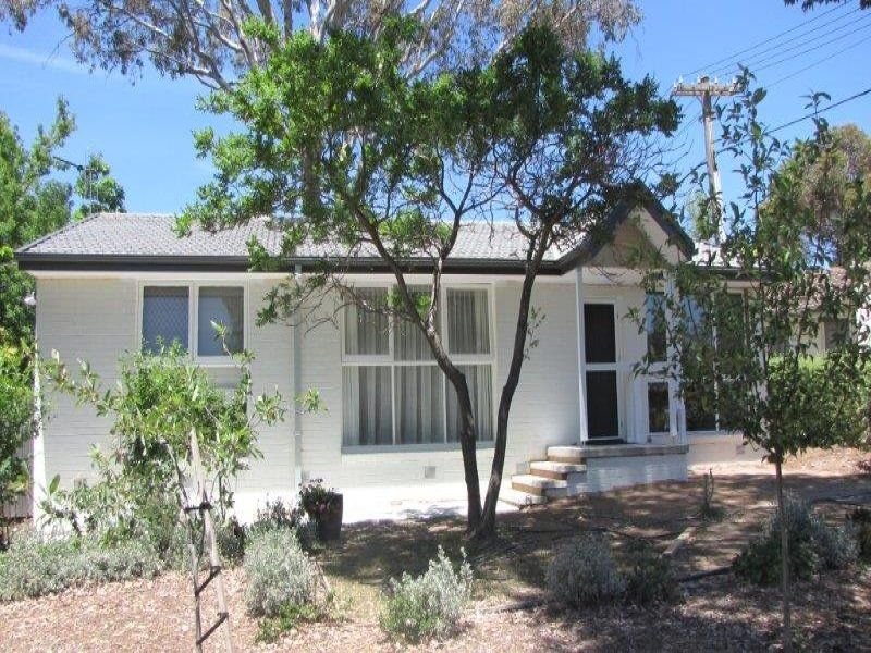 3 Riley Place, Chifley, ACT 2606 Property Details