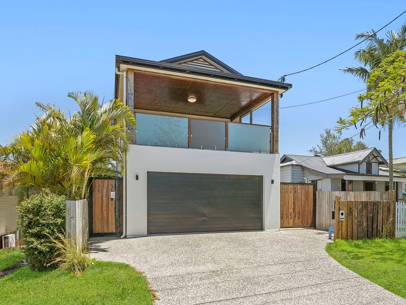 5 Victoria Avenue, Woody Point, QLD 4019