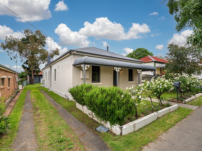 172 Seymour Street, Bathurst, NSW 2795
