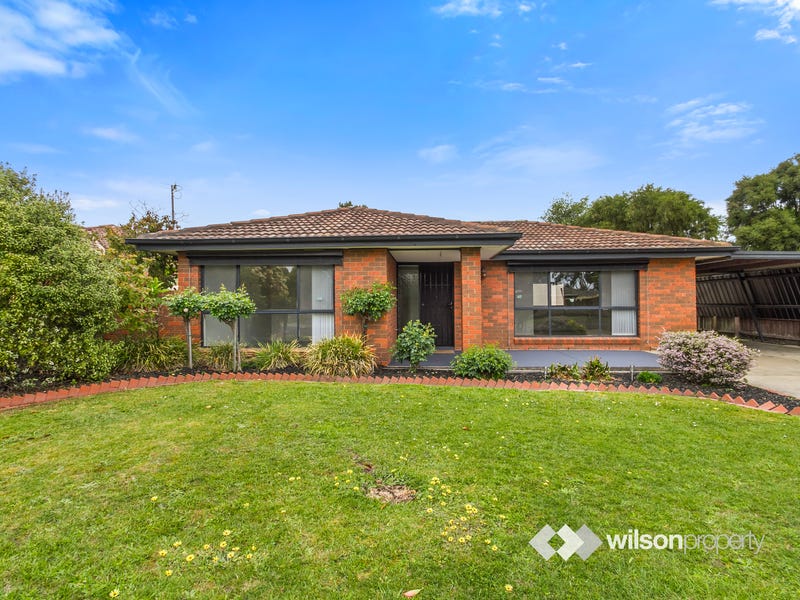 37 Meadow Park Drive, Traralgon, Vic 3844 Property Details