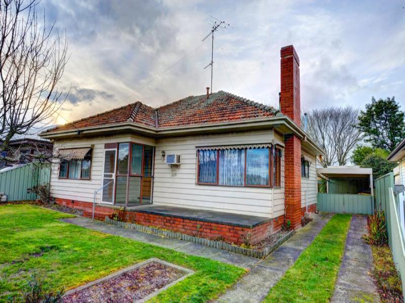 1018 Norman Street, Wendouree, VIC 3355