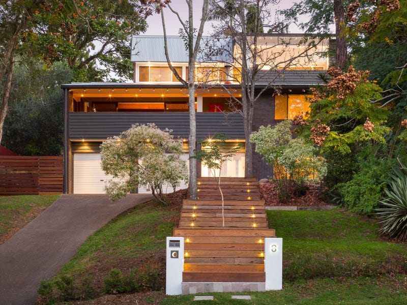 8 Rowena Street, Kenmore, Qld 4069 Property Details