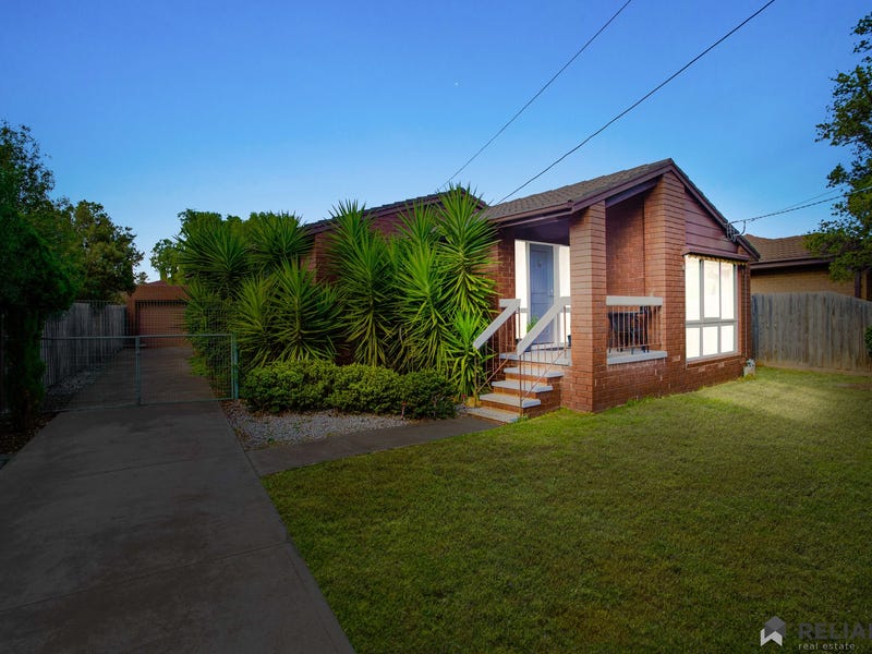 3 Bedroom Houses for Sale in Melton, VIC 3337