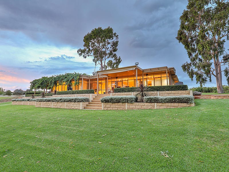 6389 Sturt Highway, Trentham Cliffs, NSW 2738