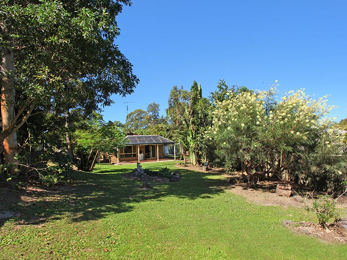 303 Main Road, Kuluin, Qld 4558 House for Sale