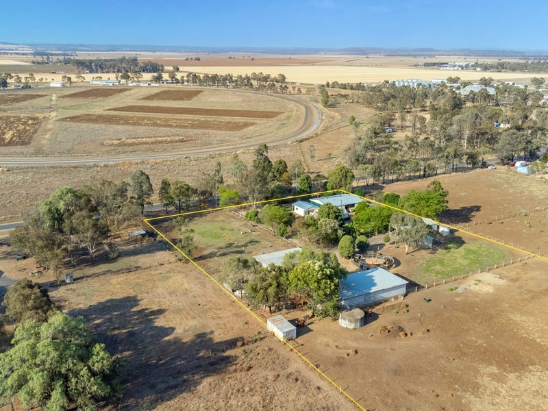 43 Racecourse Road, Oakey, Qld 4401 Other for Sale