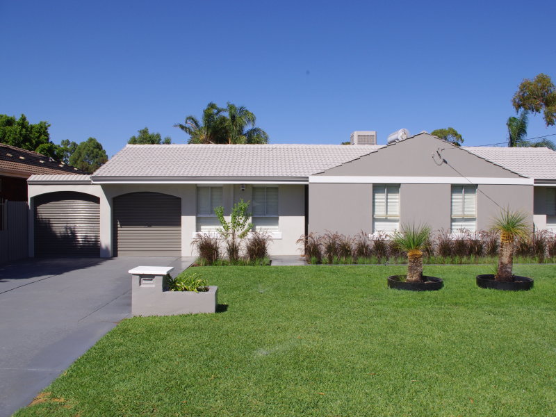 10 Kalmia Way, Forrestfield, WA 6058