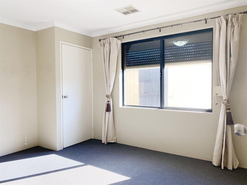 24 Halcyon Way, Atwell, WA 6164