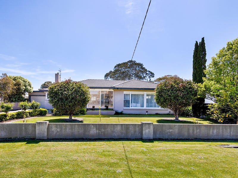 98 Ziegler Parade, Allansford, Vic 3277 Property Details