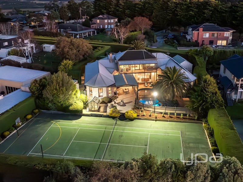 53 Rosedale Grove, Frankston South, VIC 3199